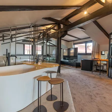 Bashtin Dom - Skabrin House Gasthof Bansko