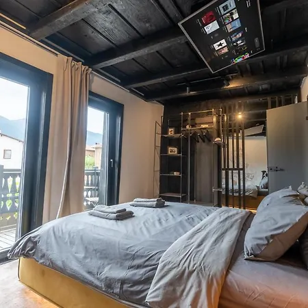 Bashtin Dom - Skabrin House Gasthof 4*