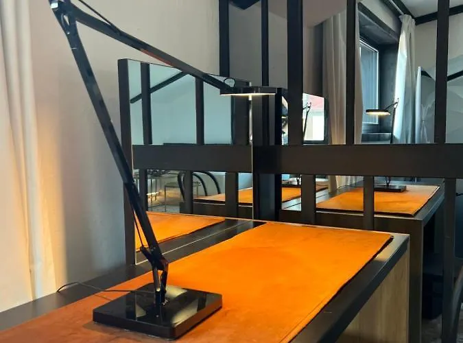 Bashtin Dom - Skabrin House 4*